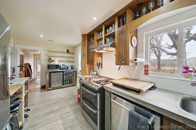 20807 River Bend Drive, Claremore, OK 74019