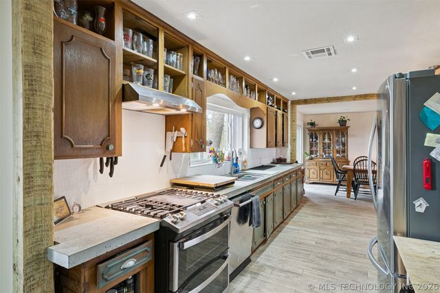 20807 River Bend Drive, Claremore, OK 74019