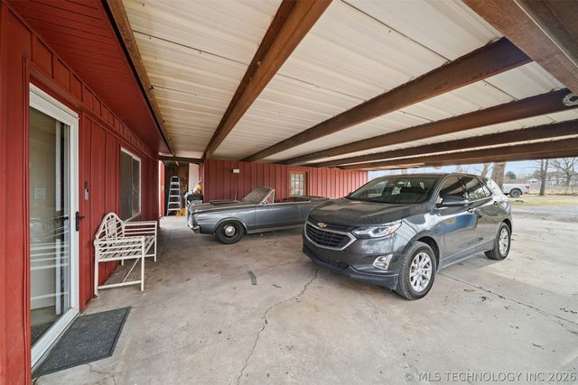 20807 River Bend Drive, Claremore, OK 74019