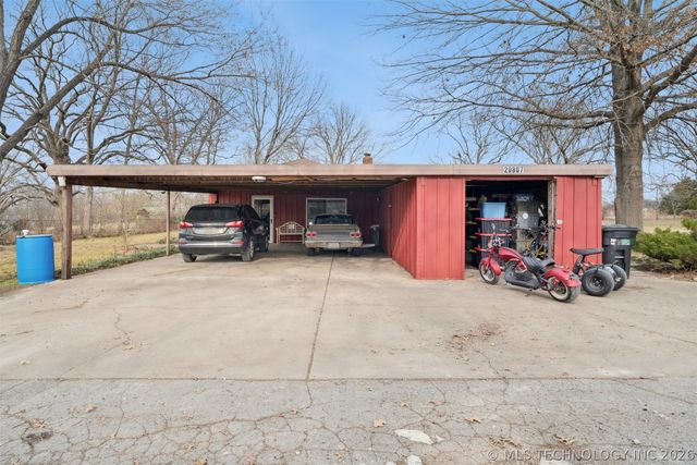 20807 River Bend Drive, Claremore, OK 74019