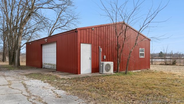 20807 River Bend Drive, Claremore, OK 74019