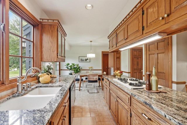 W131S7576 Cheviot ROAD, Muskego, WI 53150