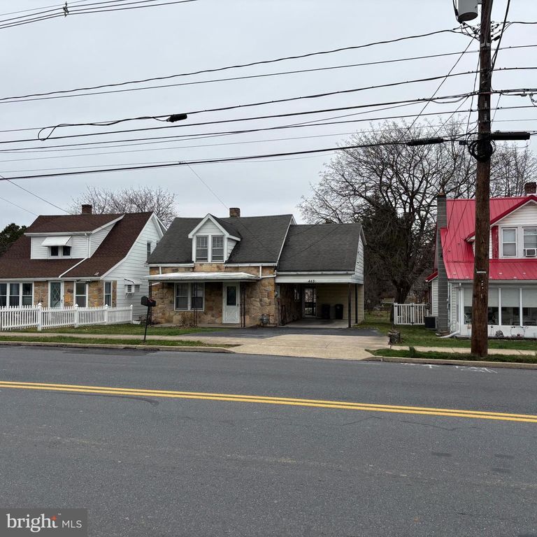 445 STOUFFER AVE, Chambersburg, PA 17201