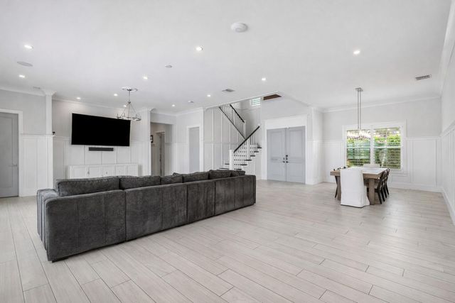 2100 Notre Dame Drive, Lake Worth Beach, FL 33460