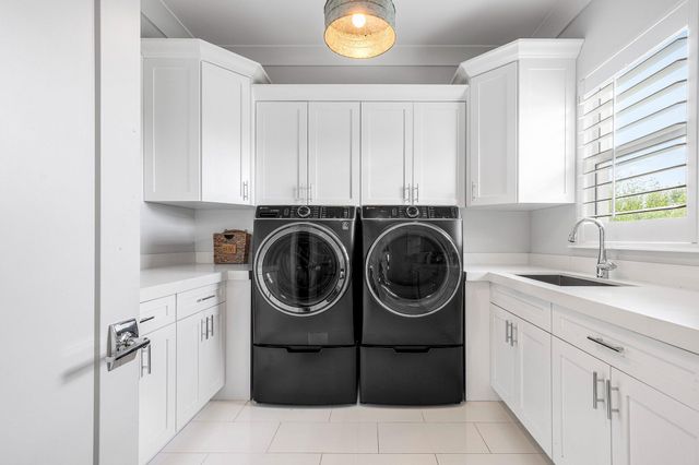 2100 Notre Dame Drive, Lake Worth Beach, FL 33460