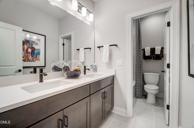 936 W Holly Springs Road, Holly Springs, NC 27540