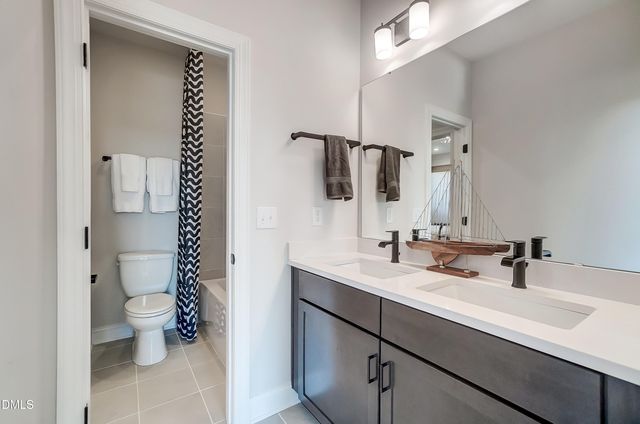 936 W Holly Springs Road, Holly Springs, NC 27540