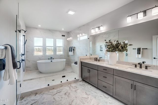 936 W Holly Springs Road, Holly Springs, NC 27540