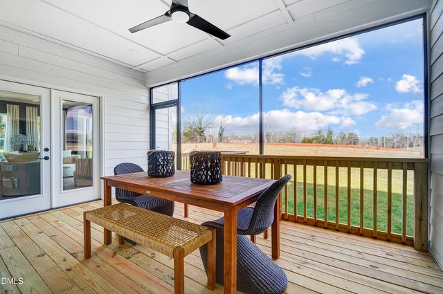 936 W Holly Springs Road, Holly Springs, NC 27540