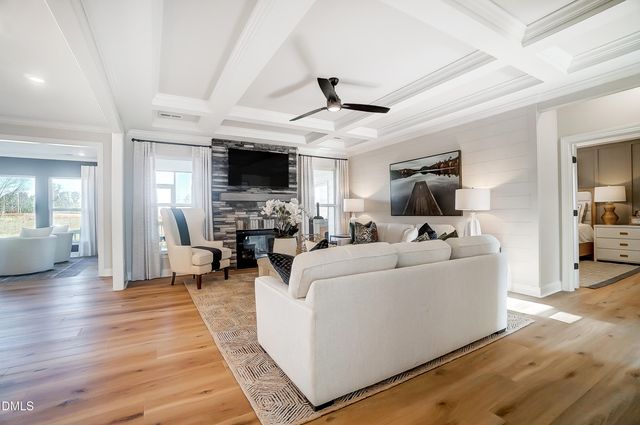 936 W Holly Springs Road, Holly Springs, NC 27540