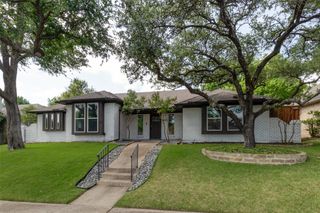 9447 Viewside Drive, Dallas, TX 75231