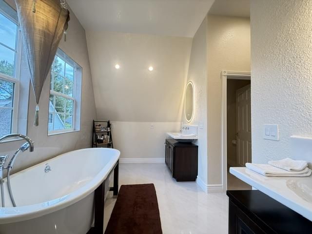 2720 Miranda Avenue, Alamo, CA 94507
