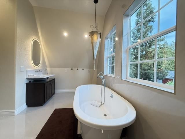 2720 Miranda Avenue, Alamo, CA 94507