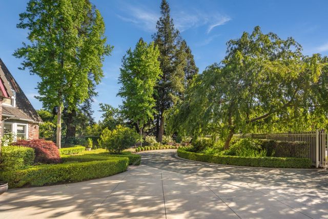 2720 Miranda Avenue, Alamo, CA 94507