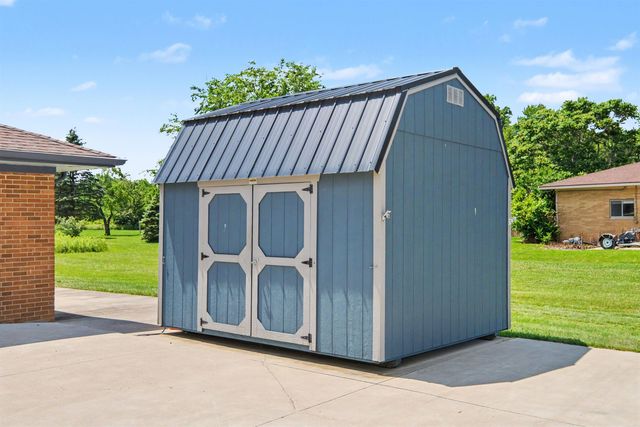 8155 Corunna Road, Clayton Twp, MI 48532