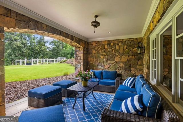 525 N River Road NE, Rome, GA 30161