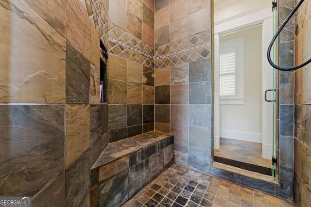 525 N River Road NE, Rome, GA 30161
