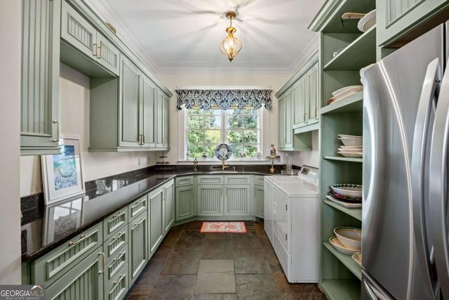 525 N River Road NE, Rome, GA 30161