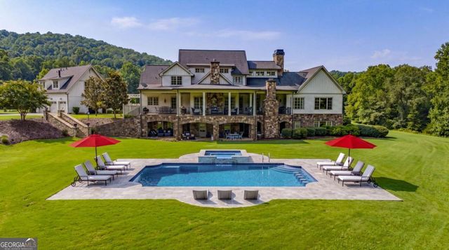 525 N River Road NE, Rome, GA 30161