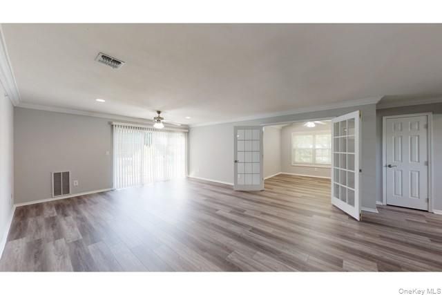 128 Overlook Drive 128, Farmingville, NY 11738