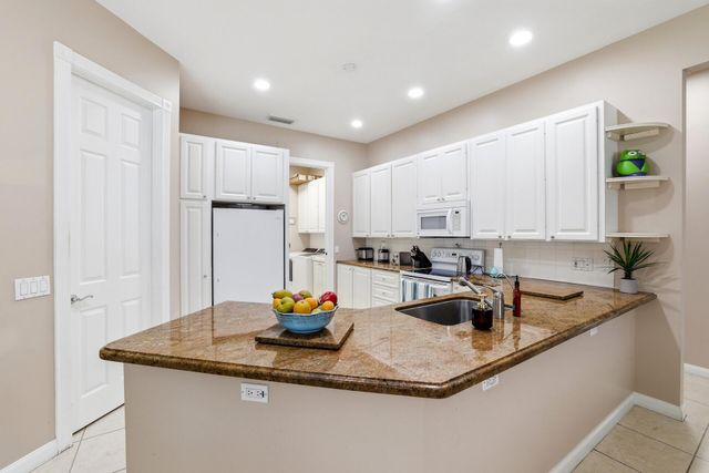 2810 Hancock Creek Road, West Palm Beach, FL 33411