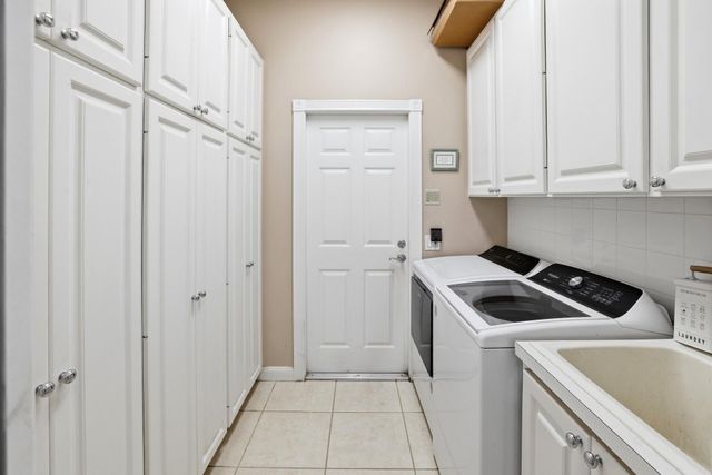 2810 Hancock Creek Road, West Palm Beach, FL 33411