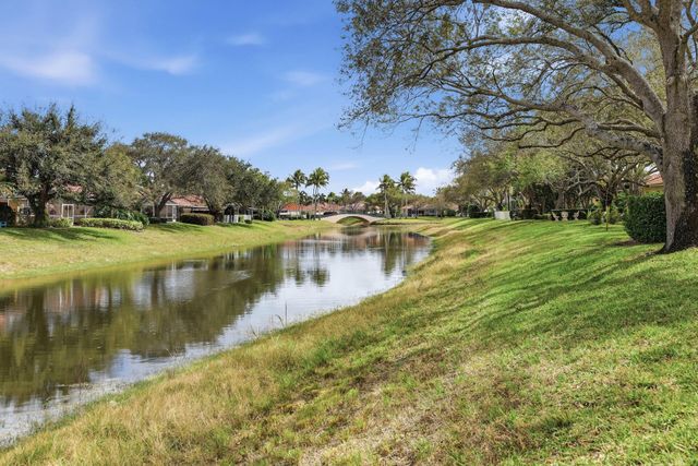 2810 Hancock Creek Road, West Palm Beach, FL 33411