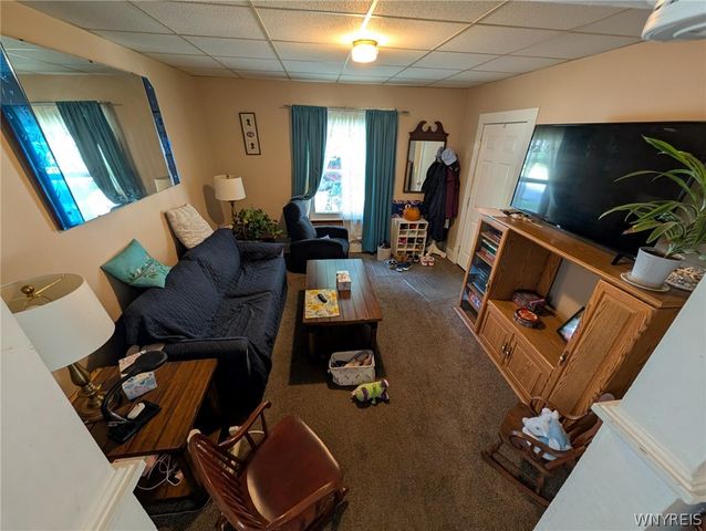 80 Aurora Avenue, West Seneca, NY 14224