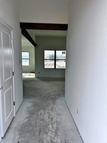 6041 Amber Drive, Sanger, TX 76266