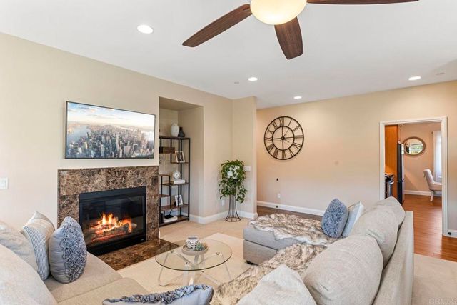 27636 Mountain Meadow Road, Escondido, CA 92026