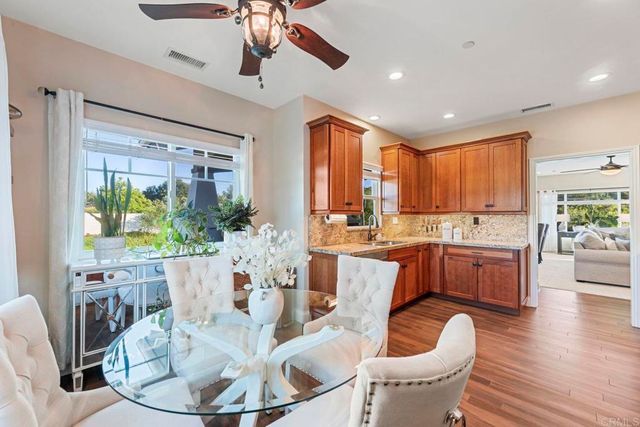 27636 Mountain Meadow Road, Escondido, CA 92026