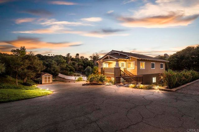 27636 Mountain Meadow Road, Escondido, CA 92026