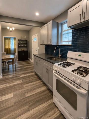 172-21 Baisley Blvd, Jamaica, NY 11434