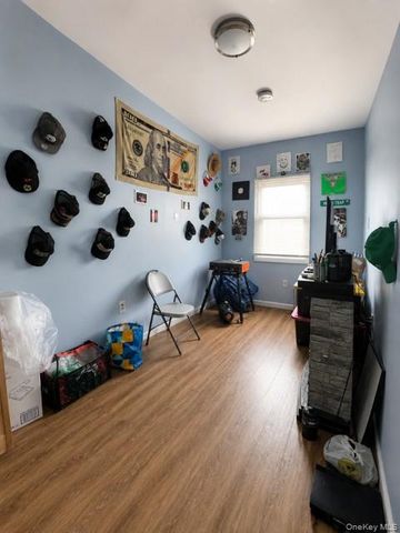172-21 Baisley Blvd, Jamaica, NY 11434