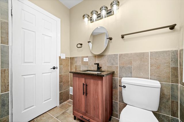 14213 S Dearborn Avenue, Riverdale, IL 60827