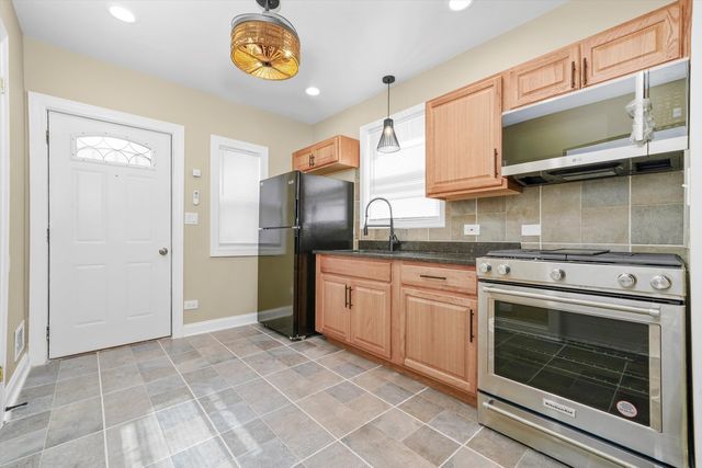 14213 S Dearborn Avenue, Riverdale, IL 60827