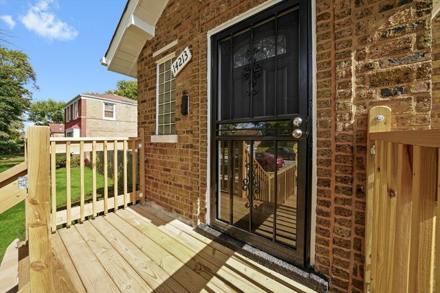 14213 S Dearborn Avenue, Riverdale, IL 60827