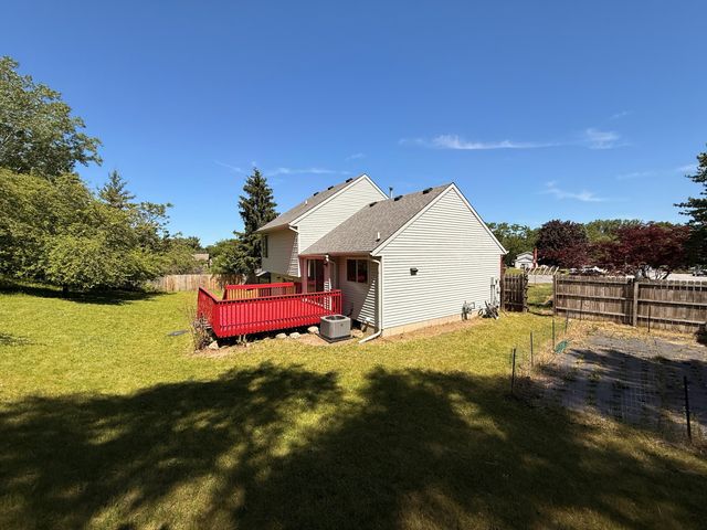 5705 Gatewood Drive SE, Grand Rapids, MI 49508