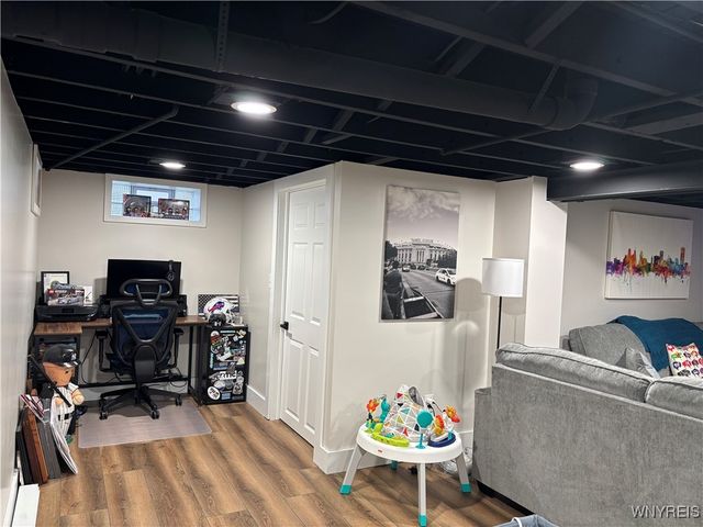 3789 Sowles Road, Hamburg, NY 14075