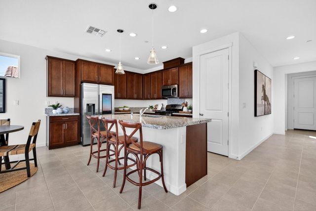 408 Tanoak Street, Hollister, CA 95023