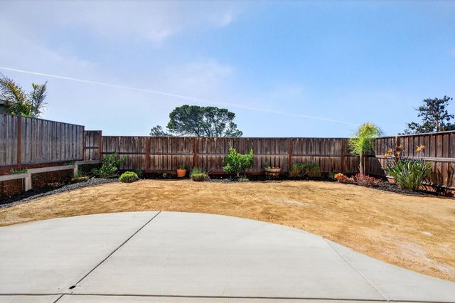 408 Tanoak Street, Hollister, CA 95023