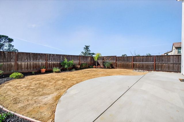 408 Tanoak Street, Hollister, CA 95023