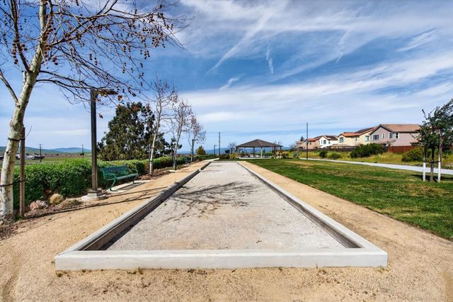 408 Tanoak Street, Hollister, CA 95023