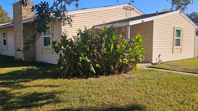 1202 Dyer Avenue, Rosenberg, TX 77471