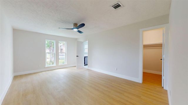 9867 Sageroyal Lane, Houston, TX 77089