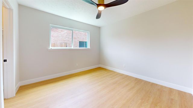 9867 Sageroyal Lane, Houston, TX 77089