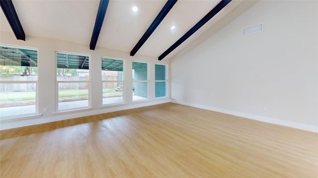 9867 Sageroyal Lane, Houston, TX 77089