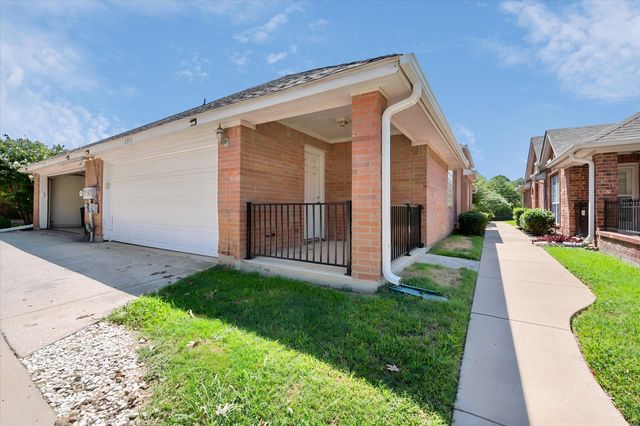 2313 Ragland Road, Mansfield, TX 76063