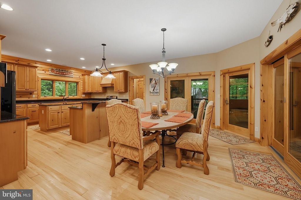 Image 23 of property listing at 178 FERN LOOP DR, Mc Henry, MD 21541