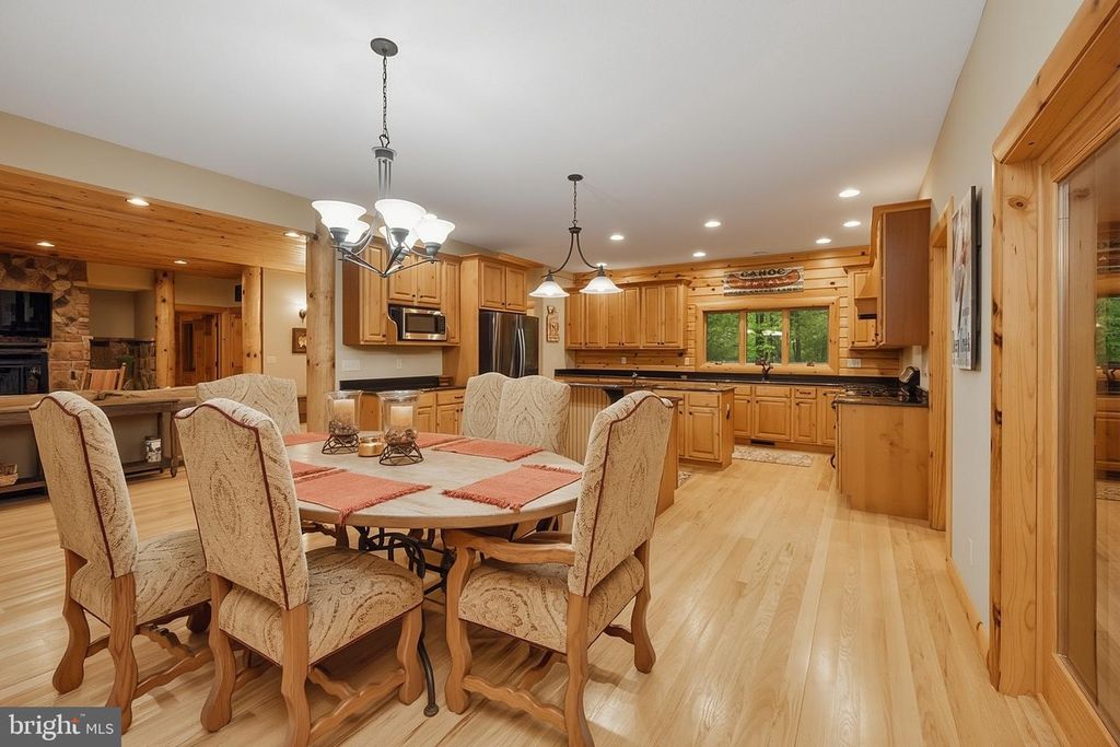 Image 25 of property listing at 178 FERN LOOP DR, Mc Henry, MD 21541